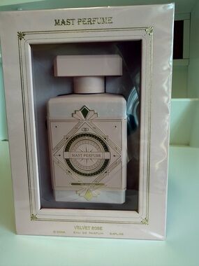 Velvet Rose EDP 100mL NEW